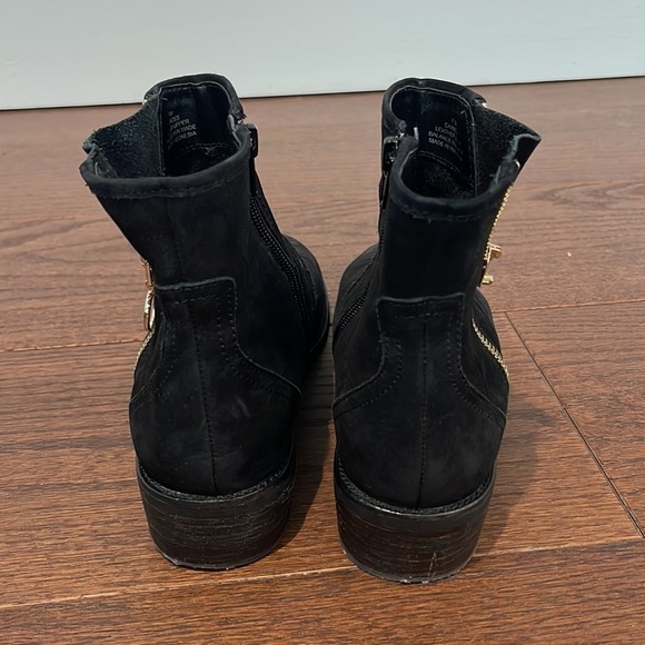 STEVE Madden Women’s Black Flat Booties Size 7.5 - Picture 5 of 8